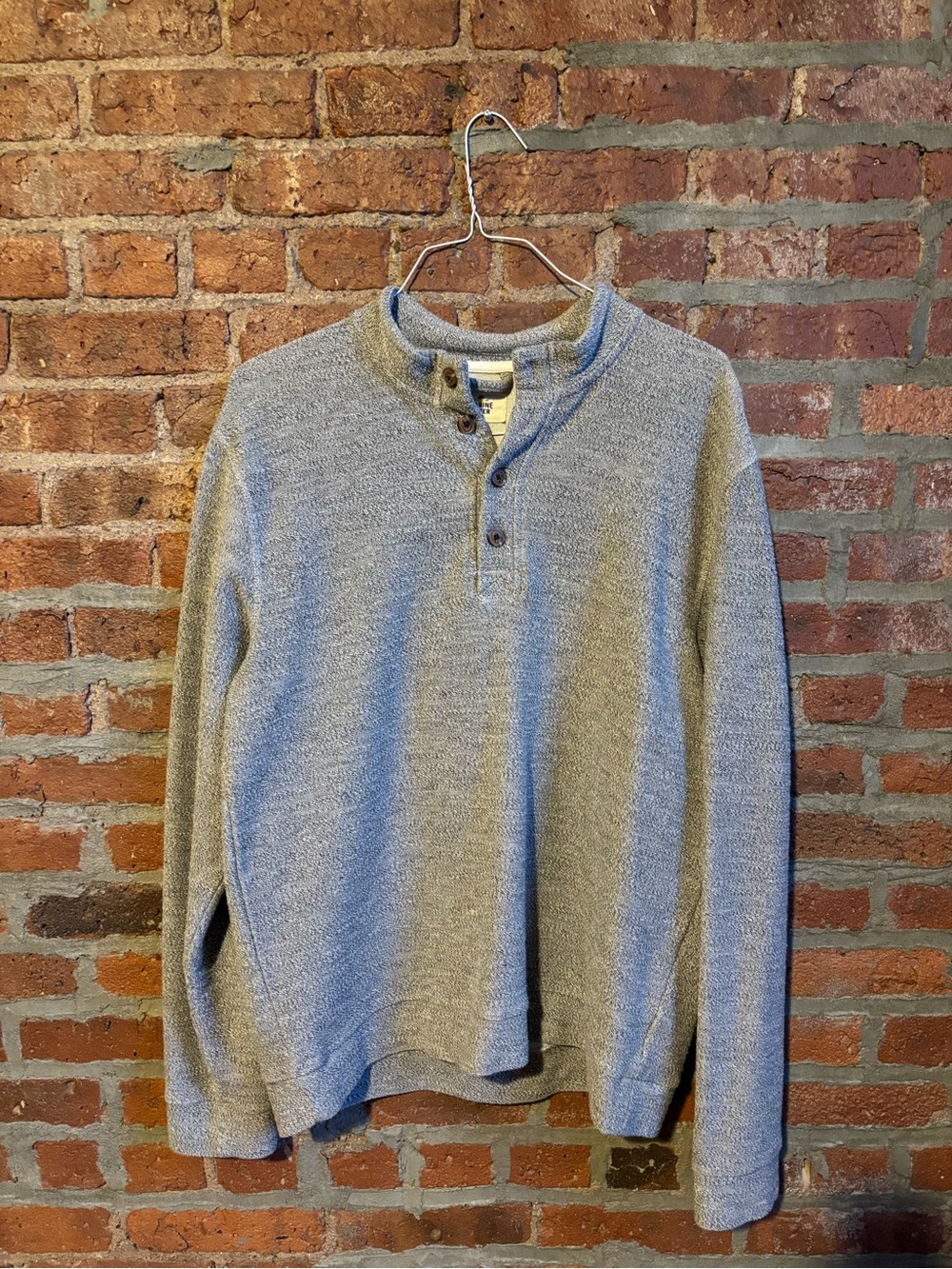 Marine Layer men’s pullover sweater with buttons, size L, excellent condition